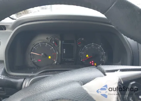 2021 Toyota 4Runner Sr5 Premium z USA, uszkodzony, nr VIN JTENU5JR1M5933754